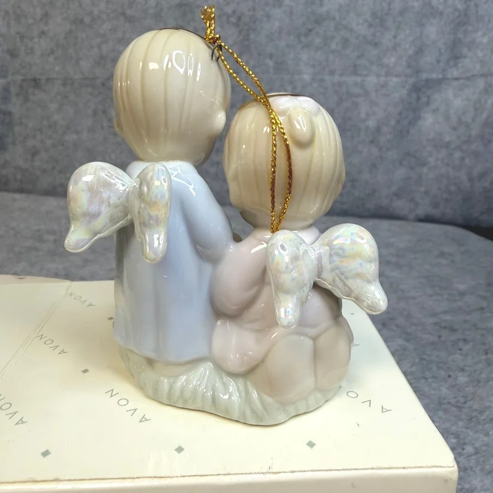 Precious Moments Avon 1997 Holy Family Porcelain Ornament Gold Trim Angels
